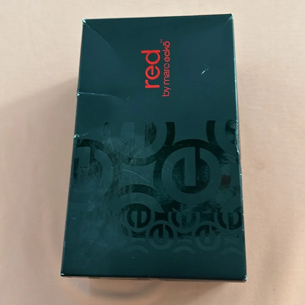 New Red By Marc Ecko Women’s Shoes. Size 8. - Picture 7 of 8